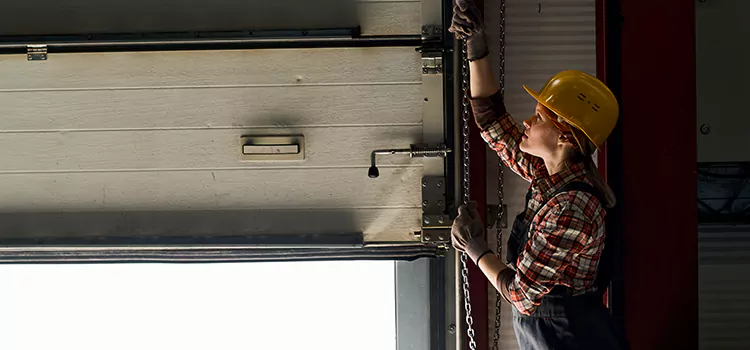 Addressing Common Garage Door Stoppage Issues in Woodbridge, NJ
