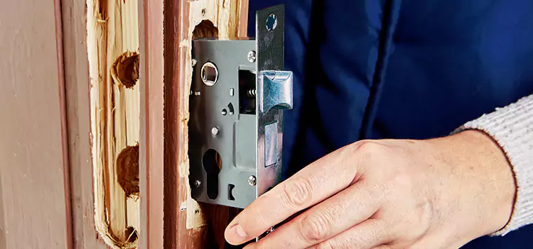 Garage Door Lock Replacement Woodbridge